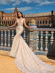 Свадебное платье Patris. Силуэт Рыбка. Цвет Белый / Молочный, Айвори / Капучино, Персик / Оранжевый. Вид 1