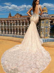 Свадебное платье Patris. Силуэт Рыбка. Цвет Белый / Молочный, Айвори / Капучино, Персик / Оранжевый. Вид 2