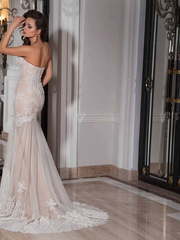 Свадебное платье Molto. Силуэт Рыбка. Цвет Айвори / Капучино, оттенки Розового. Вид 2