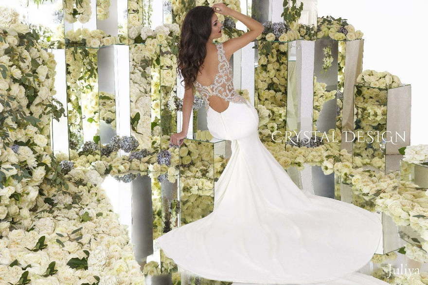 Свадебное платье Juliya. Силуэт Рыбка, Прямое. Цвет Белый / Молочный. Вид 2