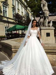 Свадебное платье Alika. Силуэт Пышное. Цвет Белый / Молочный. Вид 1