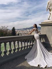 Свадебное платье Kolins. Силуэт Прямое, Рыбка. Цвет Белый / Молочный, Айвори / Капучино. Вид 2