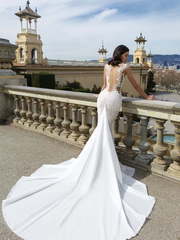 Свадебное платье Richmond. Силуэт Рыбка. Цвет Белый / Молочный, Айвори / Капучино. Вид 2