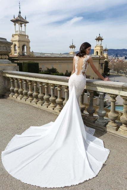 Свадебное платье Richmond. Силуэт Рыбка. Цвет Айвори / Капучино, Белый / Молочный. Вид 2