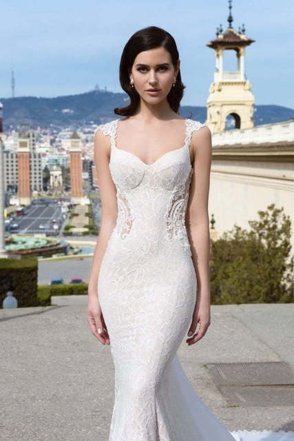 Свадебное платье Richmond. Силуэт Рыбка. Цвет Айвори / Капучино, Белый / Молочный. Вид 3