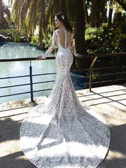 Свадебное платье Savana. Силуэт Рыбка. Цвет Белый / Молочный, Айвори / Капучино. Вид 2