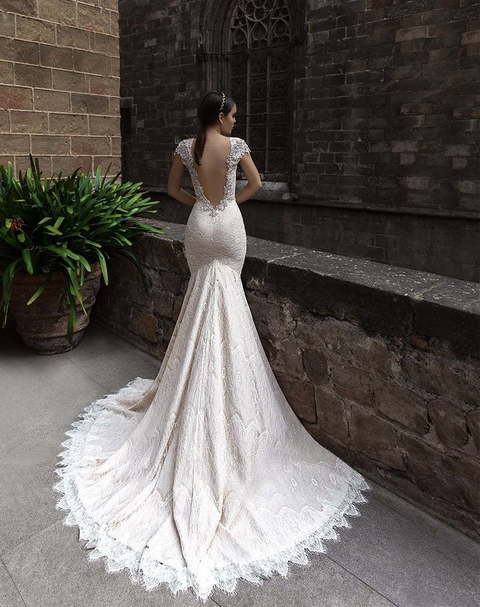 Свадебное платье Tinashe. Силуэт Рыбка. Цвет Айвори / Капучино, Белый / Молочный. Вид 2