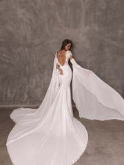 Свадебное платье Sintia. Силуэт Рыбка. Цвет Белый / Молочный. Вид 2