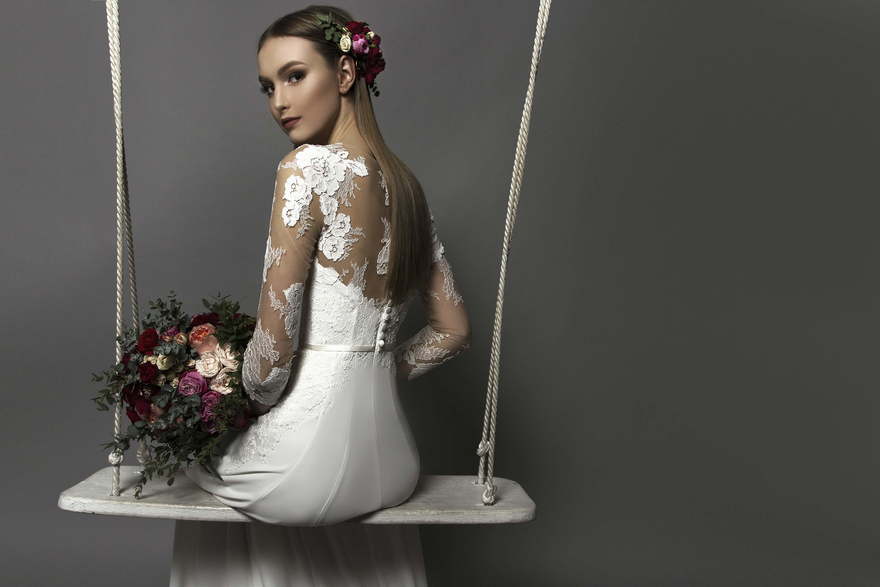 Свадебное платье Leyla. Силуэт Прямое. Цвет Белый / Молочный. Вид 3