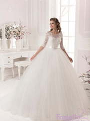 Свадебное платье Лотос. Силуэт Пышное. Цвет Белый / Молочный. Вид 1