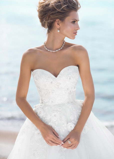 Свадебное платье Mary Celeste. Силуэт Пышное. Цвет Белый / Молочный. Вид 3