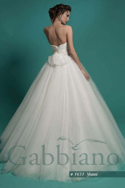 Свадебное платье Юми. Силуэт Пышное. Цвет Белый / Молочный. Вид 2