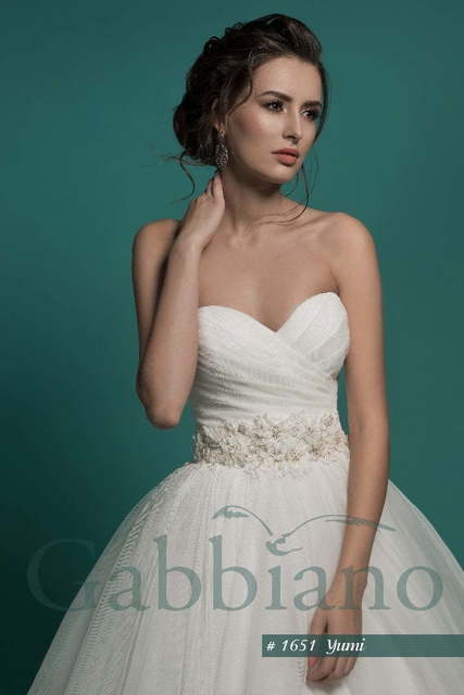 Свадебное платье Юми. Силуэт Пышное. Цвет Белый / Молочный. Вид 3