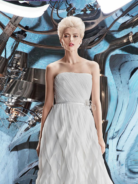 Свадебное платье Gravity. Силуэт Прямое. Цвет Белый / Молочный. Вид 3