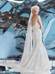 Свадебное платье Ozon. Силуэт Прямое, Рыбка. Цвет Белый / Молочный. Вид 2