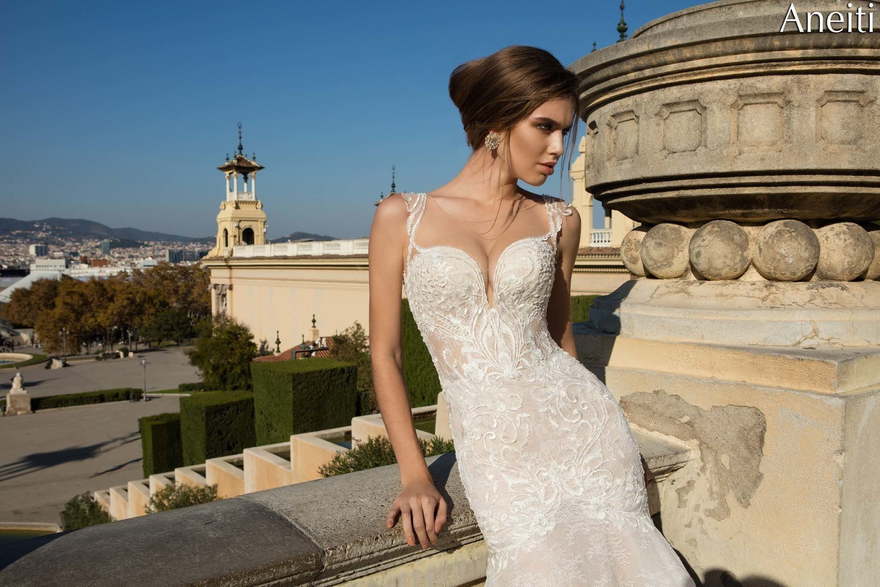 Свадебное платье Aneiti. Силуэт Рыбка. Цвет Айвори / Капучино, Белый / Молочный. Вид 4
