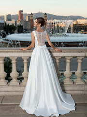 Свадебное платье Kiara. Силуэт Прямое. Цвет Белый / Молочный. Вид 2