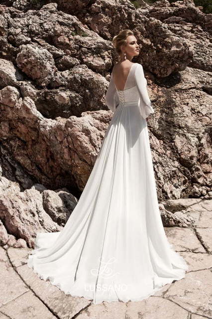 Свадебное платье Magdeline. Силуэт Прямое. Цвет Белый / Молочный. Вид 2