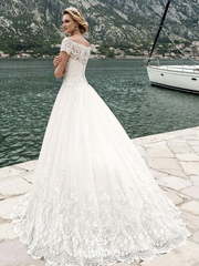 Свадебное платье Maven. Силуэт Пышное. Цвет Белый / Молочный. Вид 2