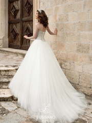 Свадебное платье Mitchele. Силуэт Пышное. Цвет Белый / Молочный, Пепельный / Металлик. Вид 2