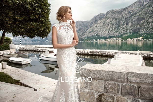 Свадебное платье Monika. Силуэт Рыбка, Прямое. Цвет Айвори / Капучино, Белый / Молочный. Вид 3