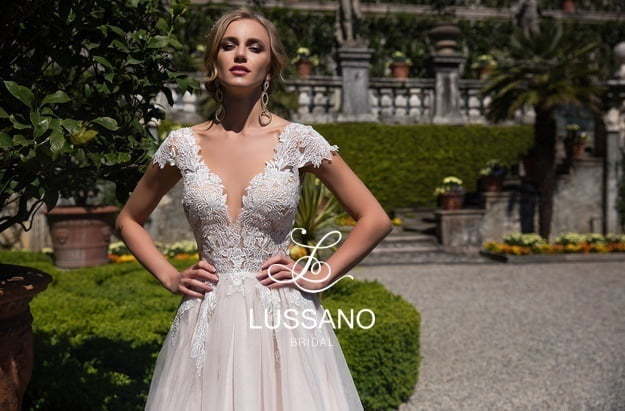 Свадебное платье Dominik. Силуэт Прямое. Цвет Айвори / Капучино, Белый / Молочный, оттенки Розового. Вид 3