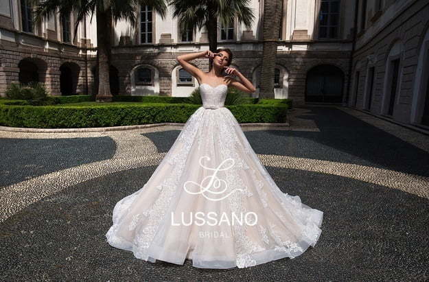 Свадебное платье Dillian. Силуэт Пышное. Цвет Айвори / Капучино, Белый / Молочный, Персик / Оранжевый. Вид 4