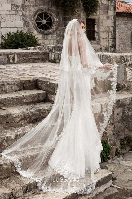 Свадебное платье Meribelle. Силуэт Рыбка, Прямое. Цвет Белый / Молочный. Вид 5