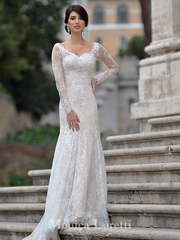 Свадебное платье Bolonia. Силуэт Прямое, Рыбка. Цвет Белый / Молочный, Айвори / Капучино. Вид 1