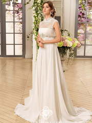 Свадебное платье Kriss. Силуэт Прямое. Цвет Белый / Молочный. Вид 2