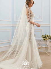 Свадебное платье 14002. Силуэт Рыбка. Цвет Белый / Молочный, Айвори / Капучино. Вид 2