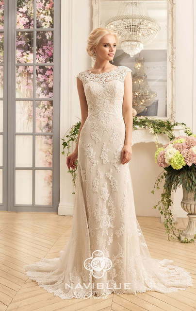 Свадебное платье Kolet. Силуэт Прямое. Цвет Айвори / Капучино. Вид 2