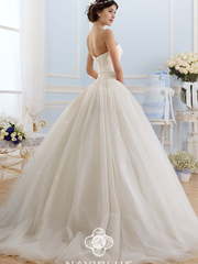 Свадебное платье 13487. Силуэт Пышное. Цвет Белый / Молочный, Айвори / Капучино. Вид 2