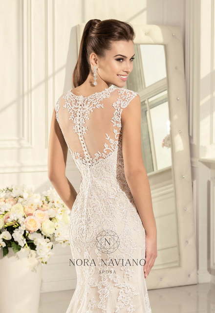 Свадебное платье Adriana. Силуэт Рыбка. Цвет Белый / Молочный. Вид 2