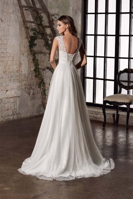 Свадебное платье Bella. Силуэт Прямое. Цвет Белый / Молочный. Вид 2