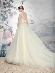 Свадебное платье Вента. Силуэт Пышное. Цвет Белый / Молочный, Айвори / Капучино. Вид 2