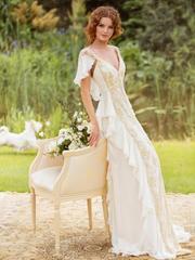 Свадебное платье Кармина. Силуэт Прямое. Цвет Белый / Молочный, Золото. Вид 1