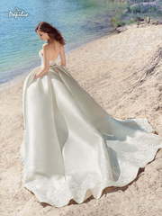 Свадебное платье Дронго. Силуэт Пышное. Цвет Белый / Молочный, Айвори / Капучино. Вид 2