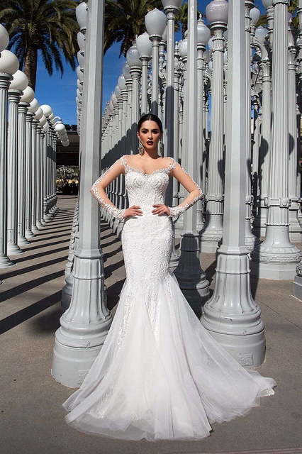 Свадебное платье Monica. Силуэт Рыбка. Цвет Белый / Молочный. Вид 2