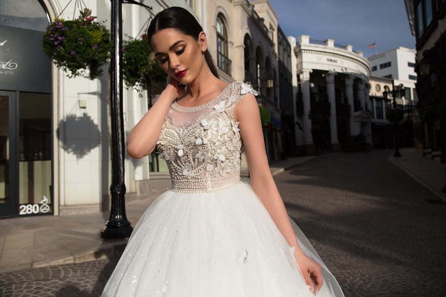 Свадебное платье Sarah. Силуэт Пышное. Цвет Белый / Молочный. Вид 3