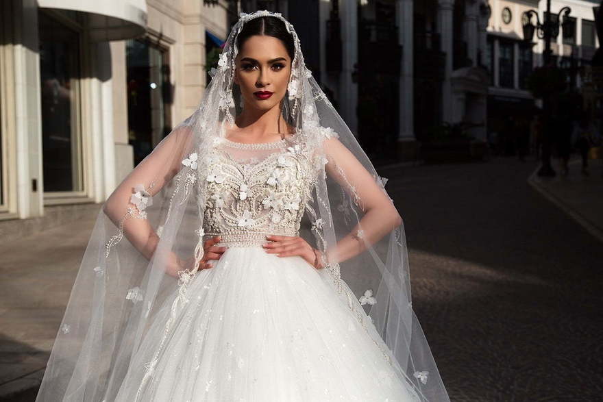 Свадебное платье Sarah. Силуэт Пышное. Цвет Белый / Молочный. Вид 4