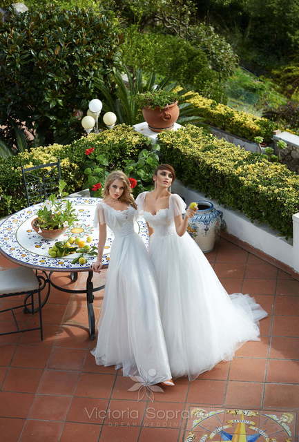 Свадебное платье Erica. Силуэт Прямое. Цвет Белый / Молочный. Вид 4