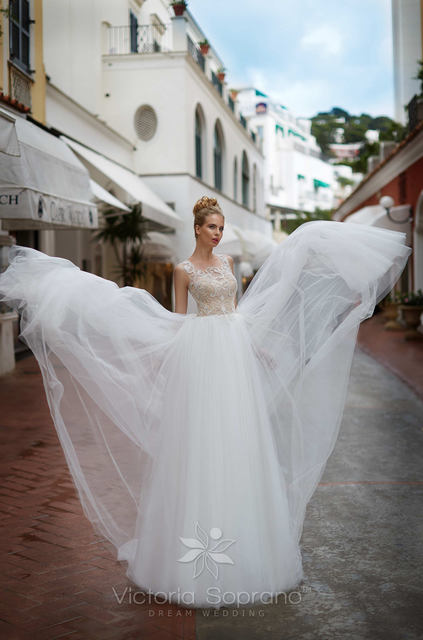 Свадебное платье Livia. Силуэт Пышное. Цвет Айвори / Капучино, Белый / Молочный. Вид 4