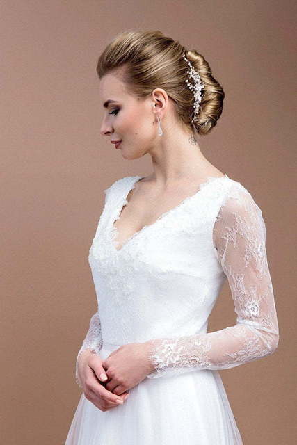 Свадебное платье Альпийское озеро. Силуэт Прямое. Цвет Белый / Молочный, Лавандовый / Фиолетовый. Вид 5