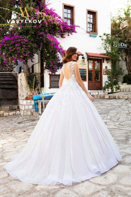 Свадебное платье Flora. Силуэт Пышное. Цвет Белый / Молочный, оттенки Розового. Вид 2