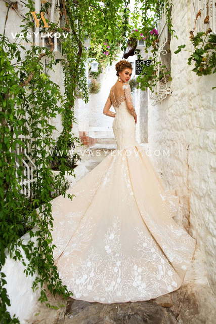 Свадебное платье Madelyn. Силуэт Рыбка. Цвет Айвори / Капучино, Персик / Оранжевый. Вид 2