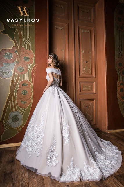 Свадебное платье Cyrene. Силуэт Пышное. Цвет Айвори / Капучино. Вид 2