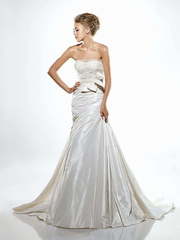 Свадебное платье Dominigue. Силуэт Рыбка. Цвет Айвори / Капучино. Вид 1