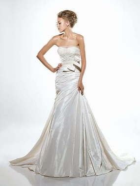 Свадебное платье Dominigue. Силуэт Рыбка. Цвет Айвори / Капучино. Вид 1