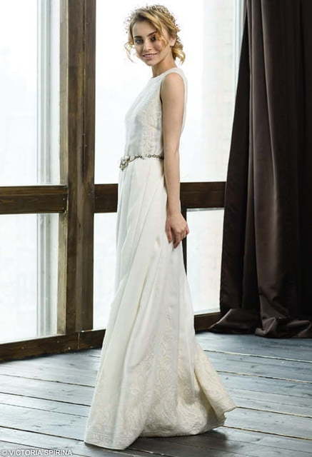 Свадебное платье Althaeia. Силуэт Прямое. Цвет Айвори / Капучино. Вид 4